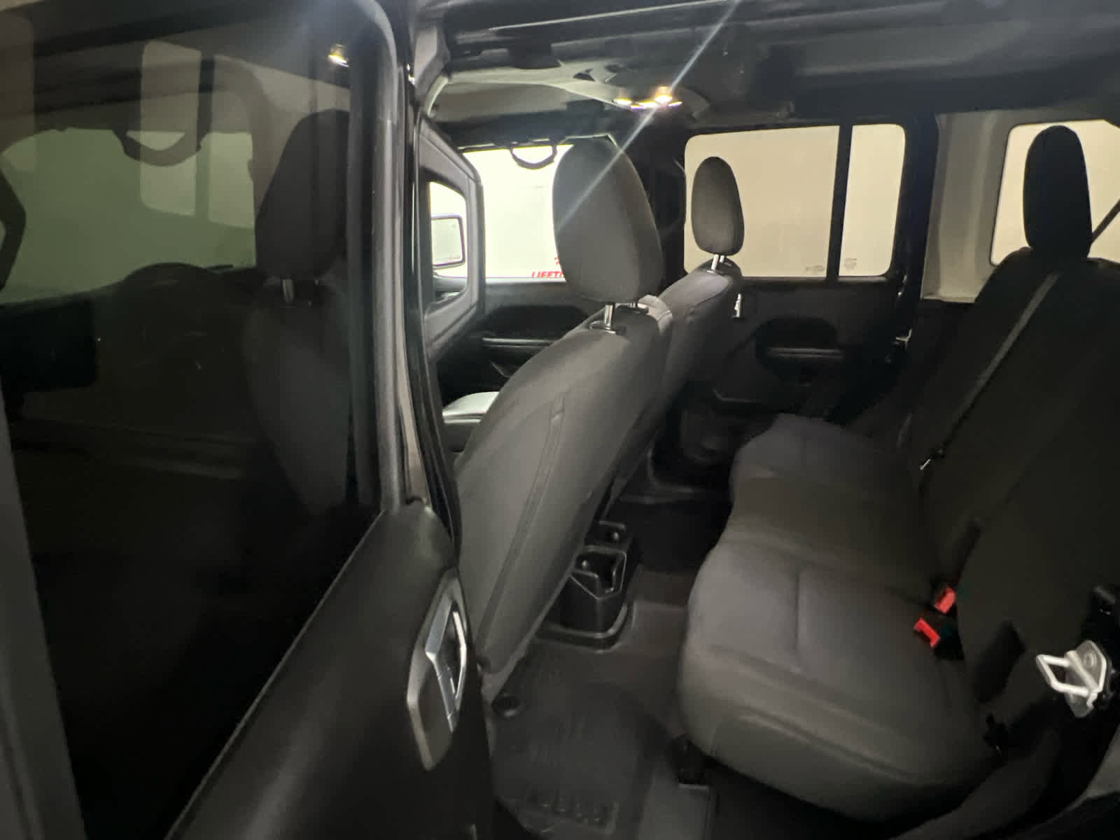 Used 2021 Jeep Wrangler Unlimited Willys image 14