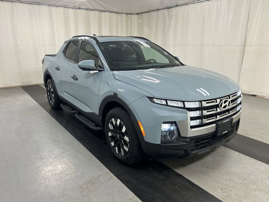 Used 2025 Hyundai Santa Cruz SEL AWD/4WD image 3