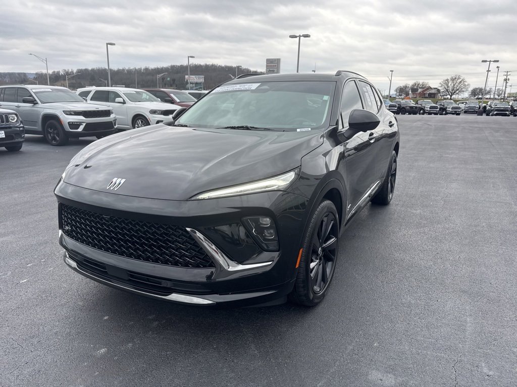 Used 2024 Buick Envision Sport Touring image 1