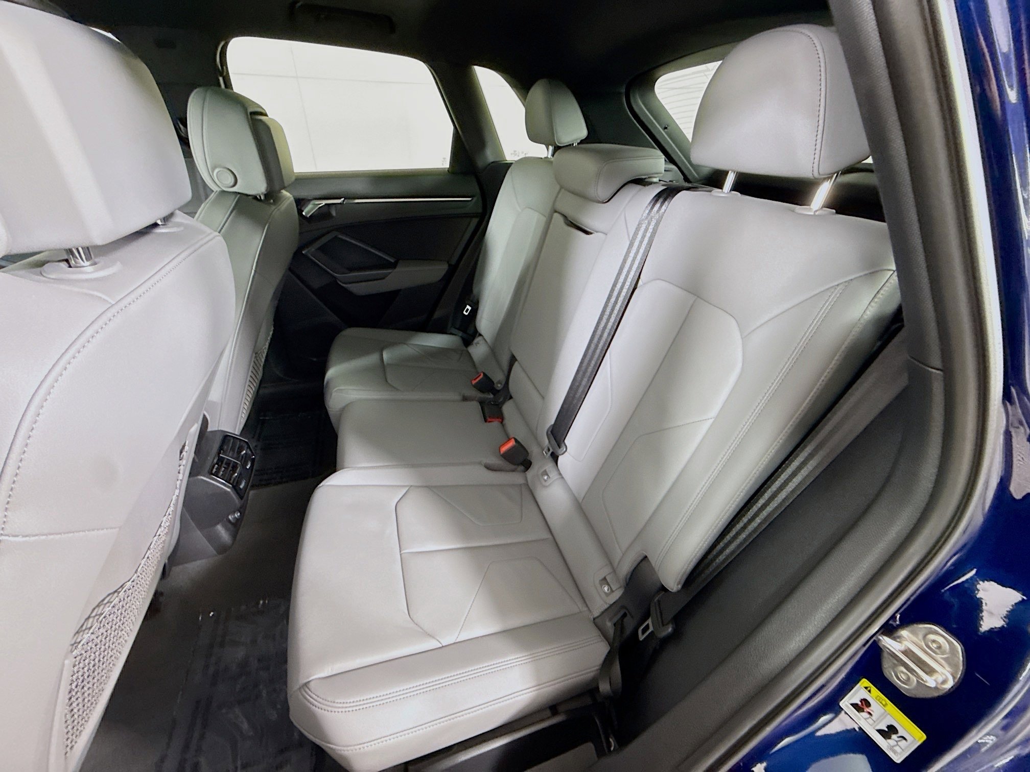 Used 2025 Audi Q3 2.0T Premium image 20
