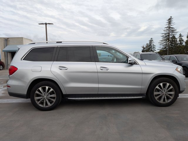 Used 2013 Mercedes-Benz GL 450 4MATIC image 3