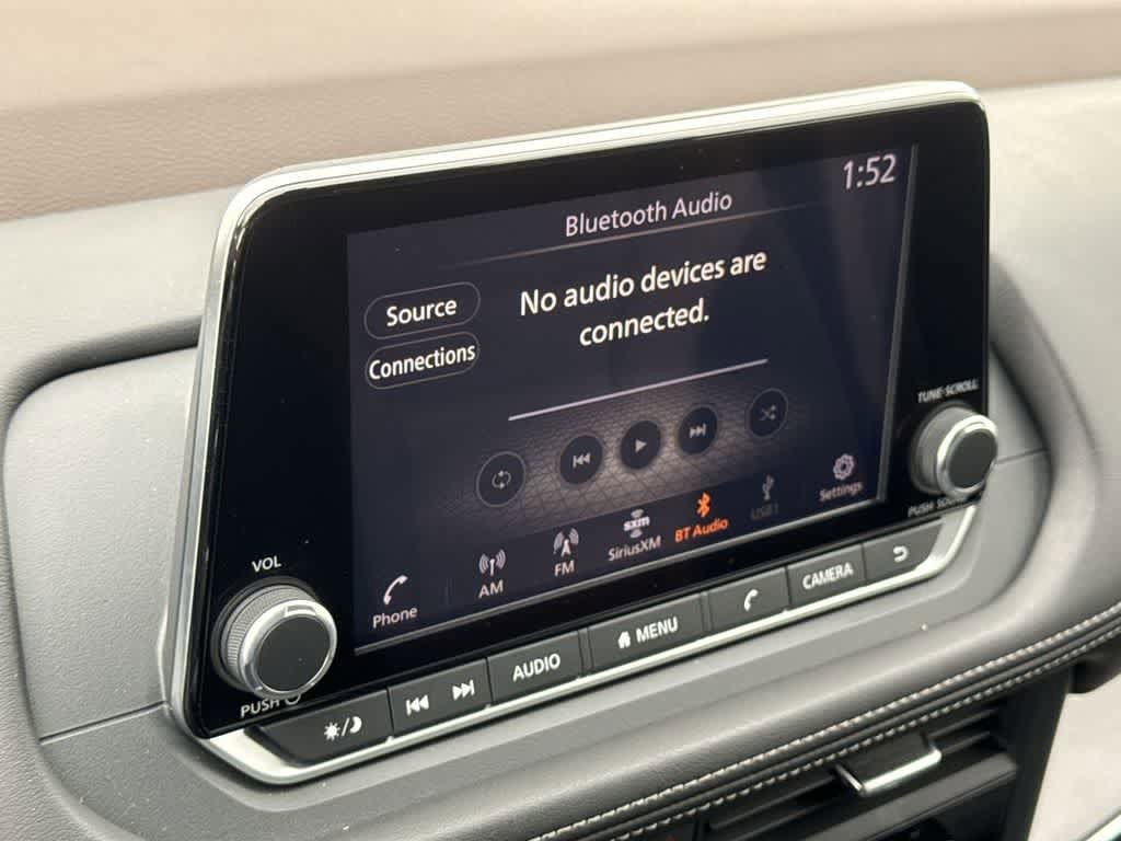 Used 2023 Nissan Rogue SV FWD image 18