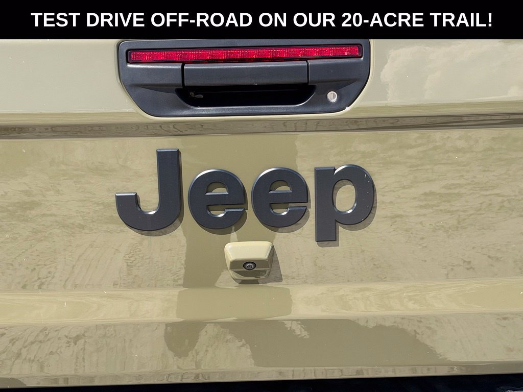 New 2026 Jeep Gladiator Sport AWD/4WD image 36