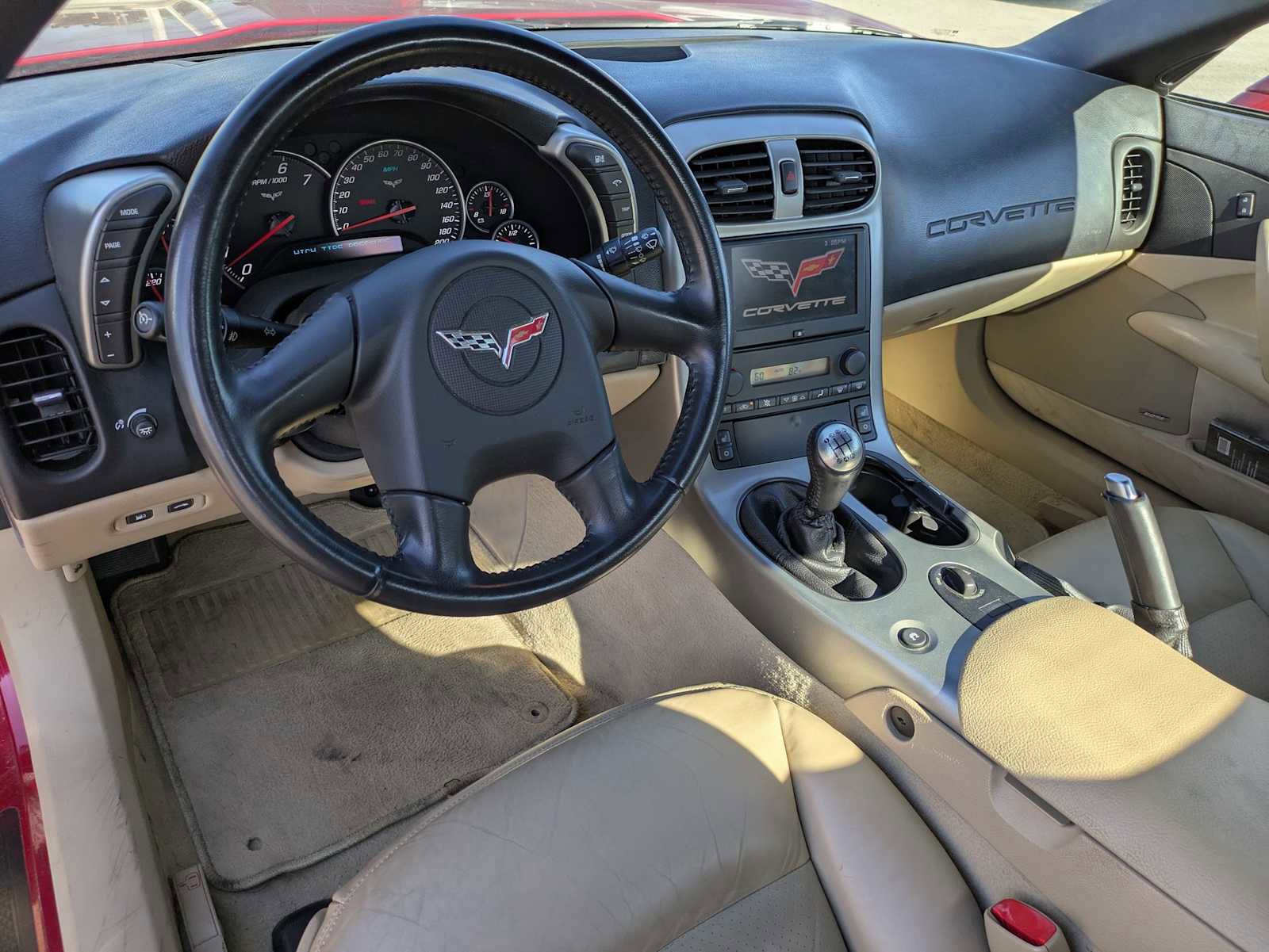 Used 2005 Chevrolet Corvette Convertible w/ Preferred Equipment Group image 2