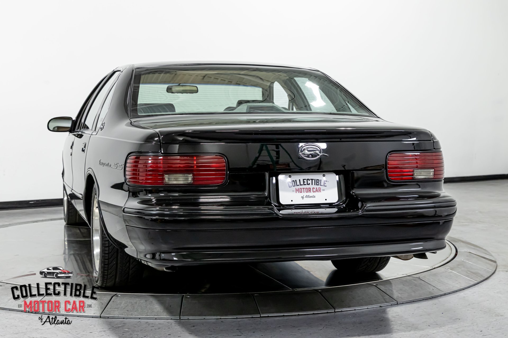 Used 1996 Chevrolet Impala SS RWD image 17