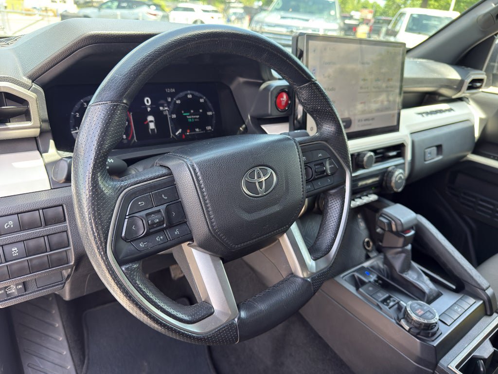 Used 2024 Toyota Tacoma TRD Off-Road AWD/4WD image 34