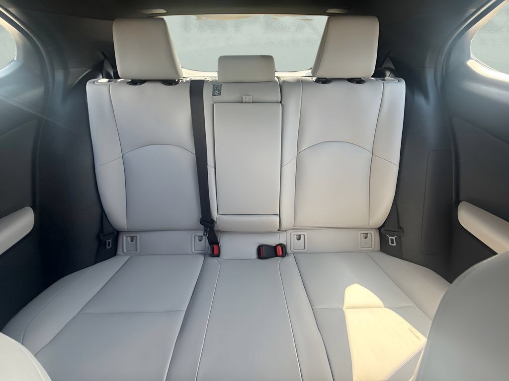 Used 2020 Lexus UX 200 w/ Premium Package FWD image 8