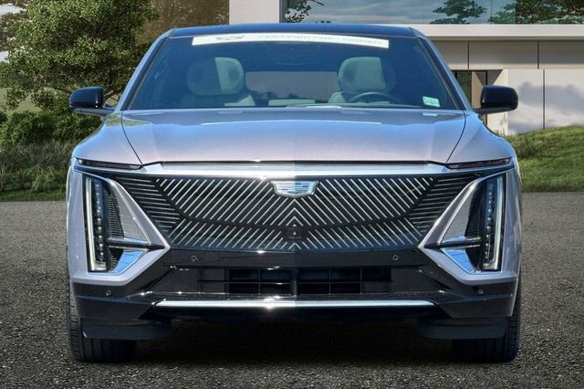 Certified 2024 Cadillac Lyriq Luxury RWD image 9