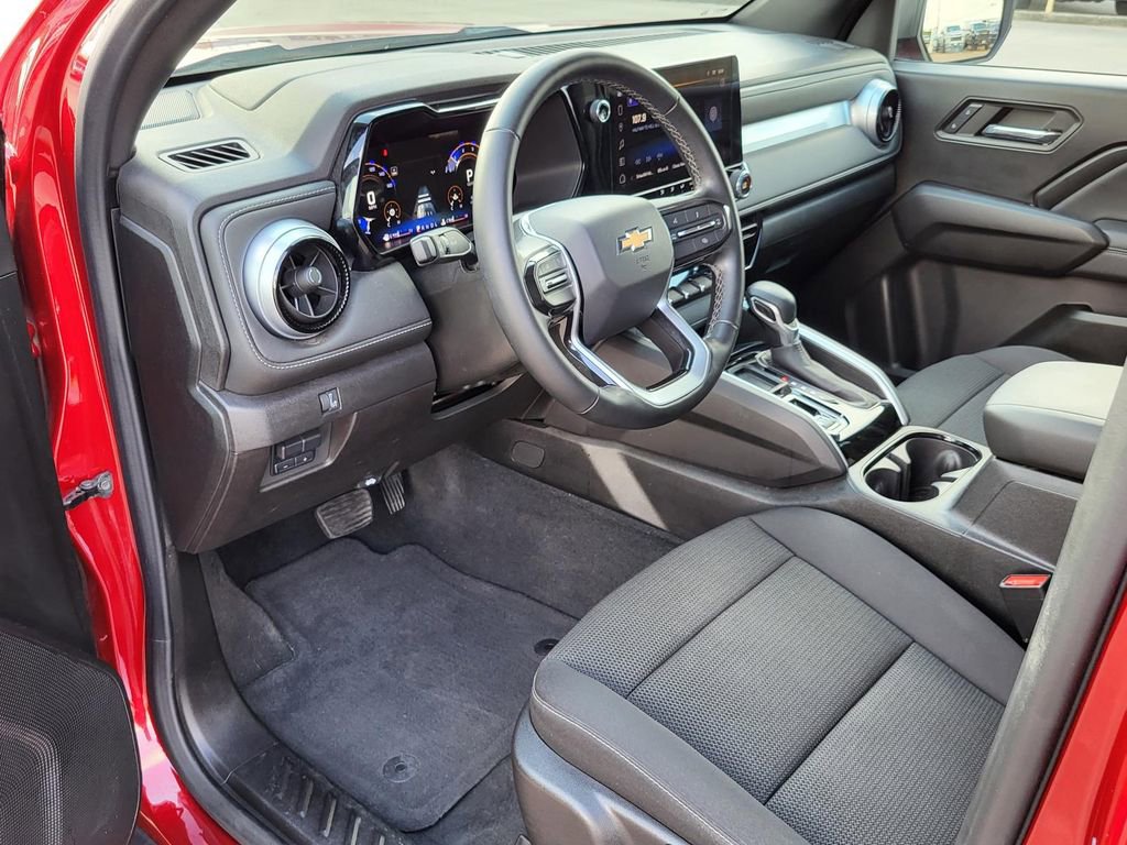 Certified 2024 Chevrolet Colorado LT w/ LT Convenience Package image 15