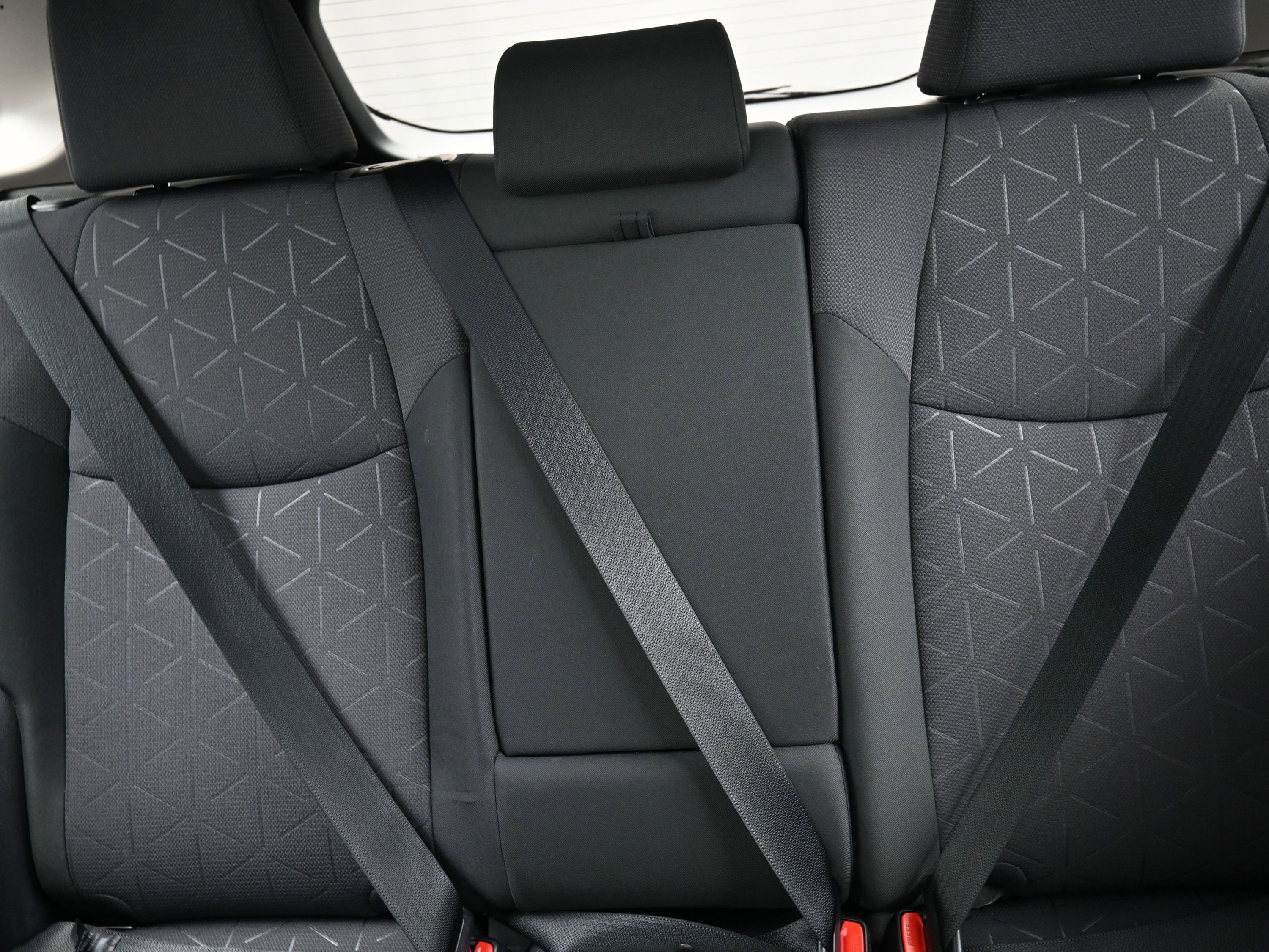 Used 2020 Toyota RAV4 XLE w/ Convenience Package image 25