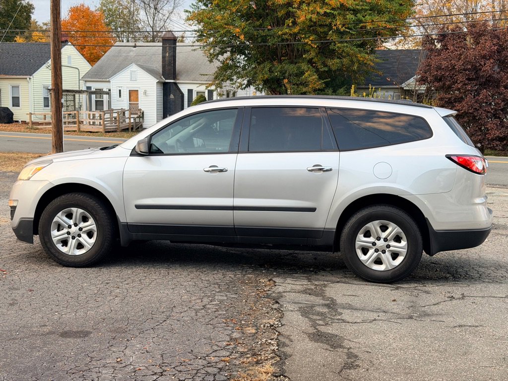 Used 2016 Chevrolet Traverse LS image 10
