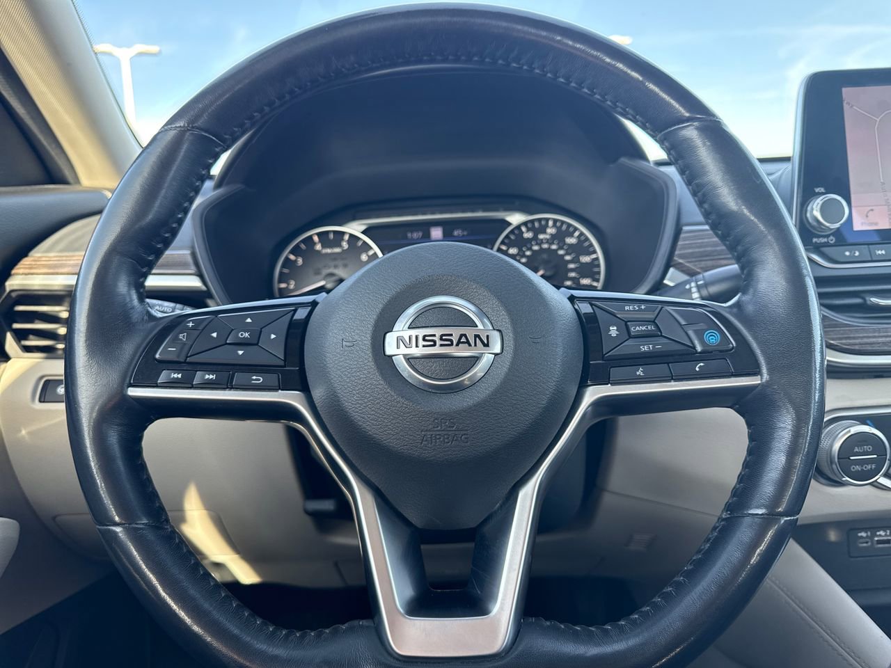 Used 2019 Nissan Altima 2.5 Platinum image 18
