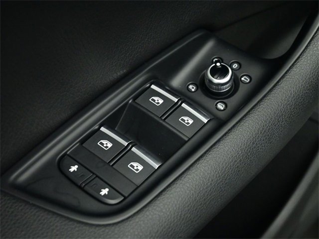 Used 2017 Audi Q7 3.0T Premium Plus image 18