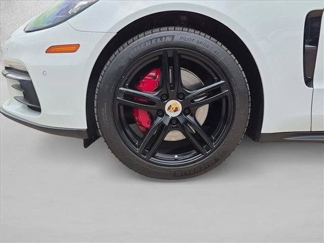 Used 2017 Porsche Panamera 4 AWD/4WD image 25