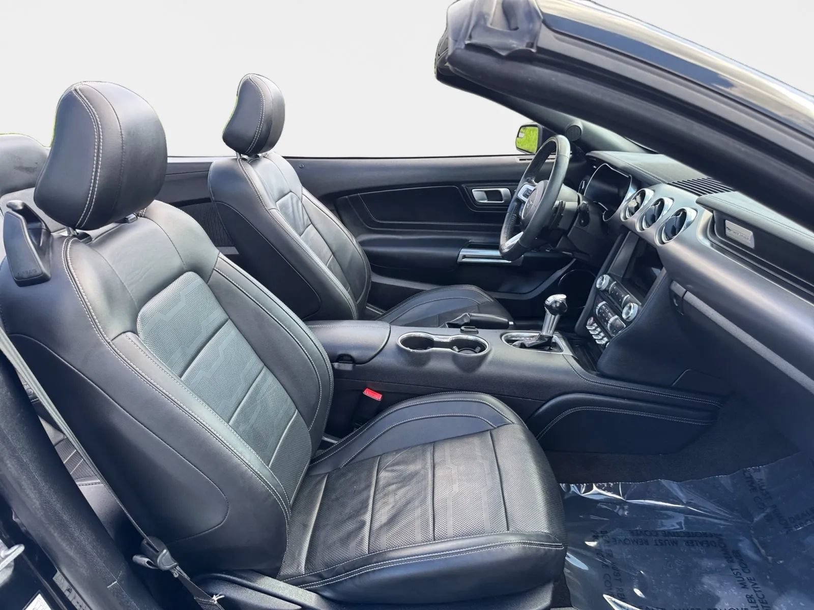 Used 2018 Ford Mustang Premium w/ Equipment Group 201A RWD image 10