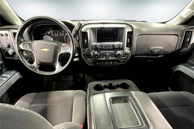 Used 2018 Chevrolet Silverado 1500 LT w/ Midnight Edition image 8