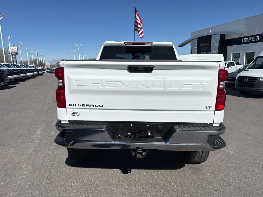 Used 2025 Chevrolet Silverado 1500 LT w/ Work Truck Package image 5