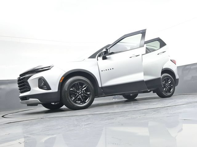 Used 2021 Chevrolet Blazer LT FWD image 43
