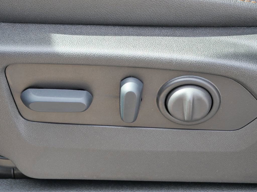 Used 2023 GMC Sierra 2500 AT4 w/ AT4 Premium Plus Package image 36