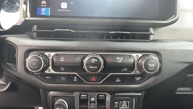 Used 2025 Jeep Wrangler Unlimited Sport S 4xe AWD/4WD image 21