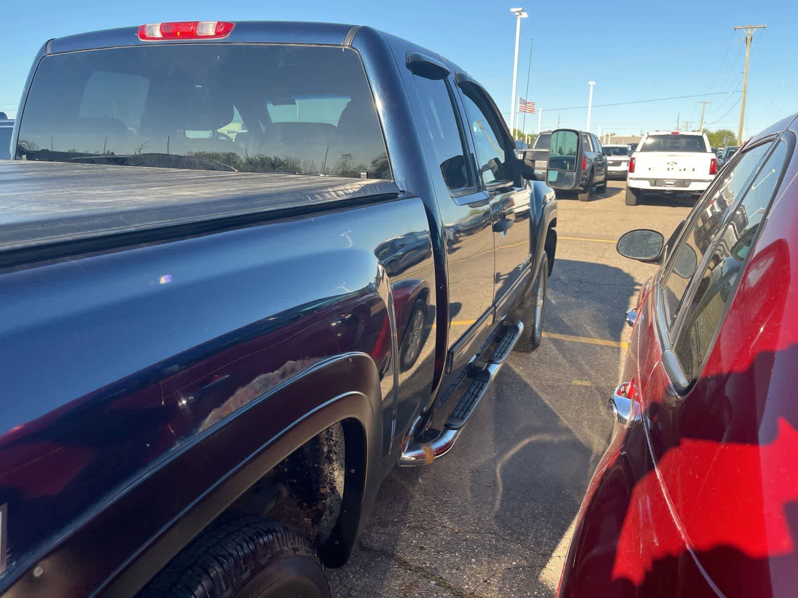 Used 2010 Chevrolet Silverado 1500 LT w/ Power Pack Plus AWD/4WD image 14