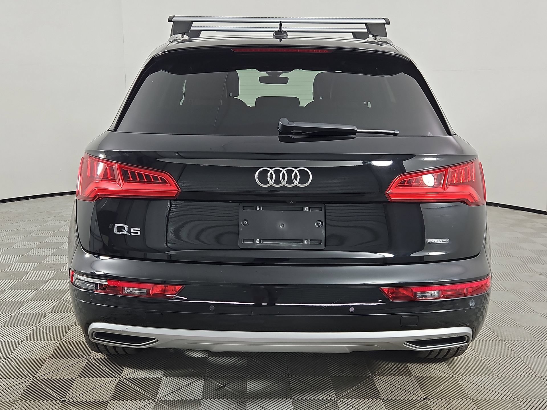 Used 2020 Audi Q5 2.0T Premium Plus w/ Premium Plus Package AWD/4WD image 6