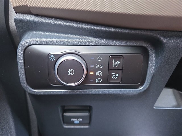 Used 2023 Ford Bronco Wildtrak image 27