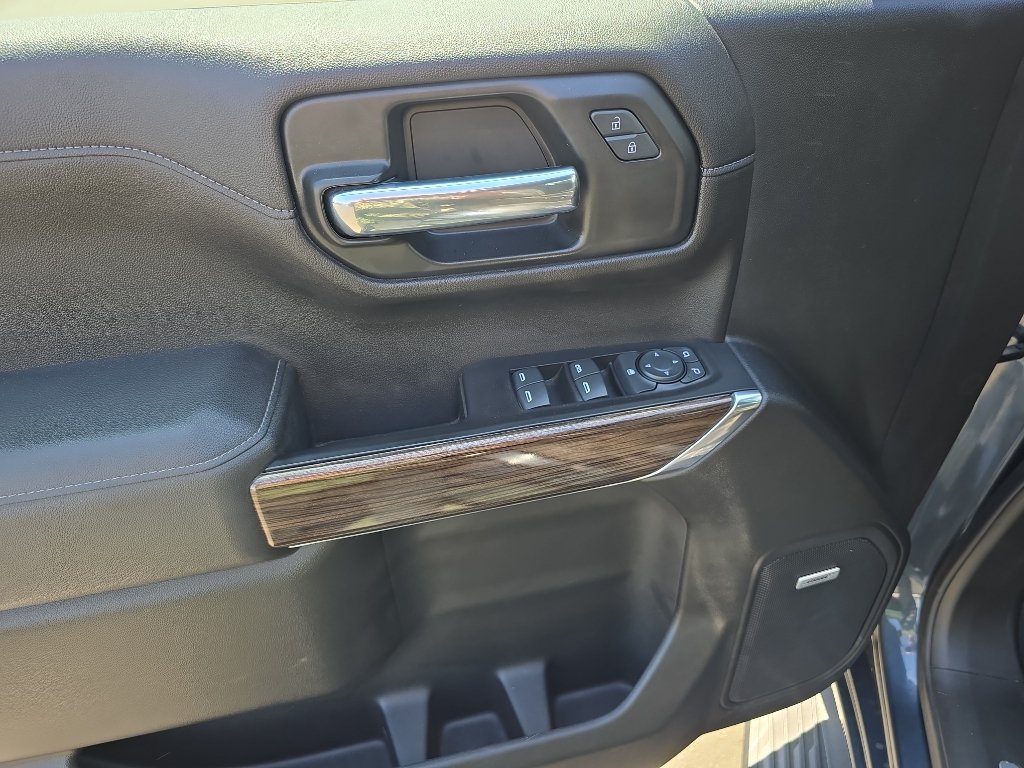 Used 2020 Chevrolet Silverado 1500 RST AWD/4WD image 10