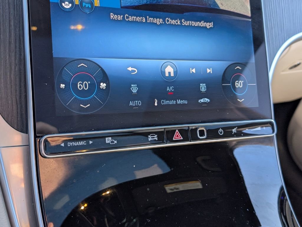 Used 2025 Mercedes-Benz GLC 300 image 25