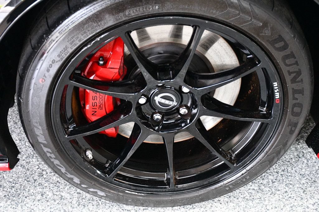Used 2025 Nissan Z NISMO w/ Floor Mat Package RWD image 18