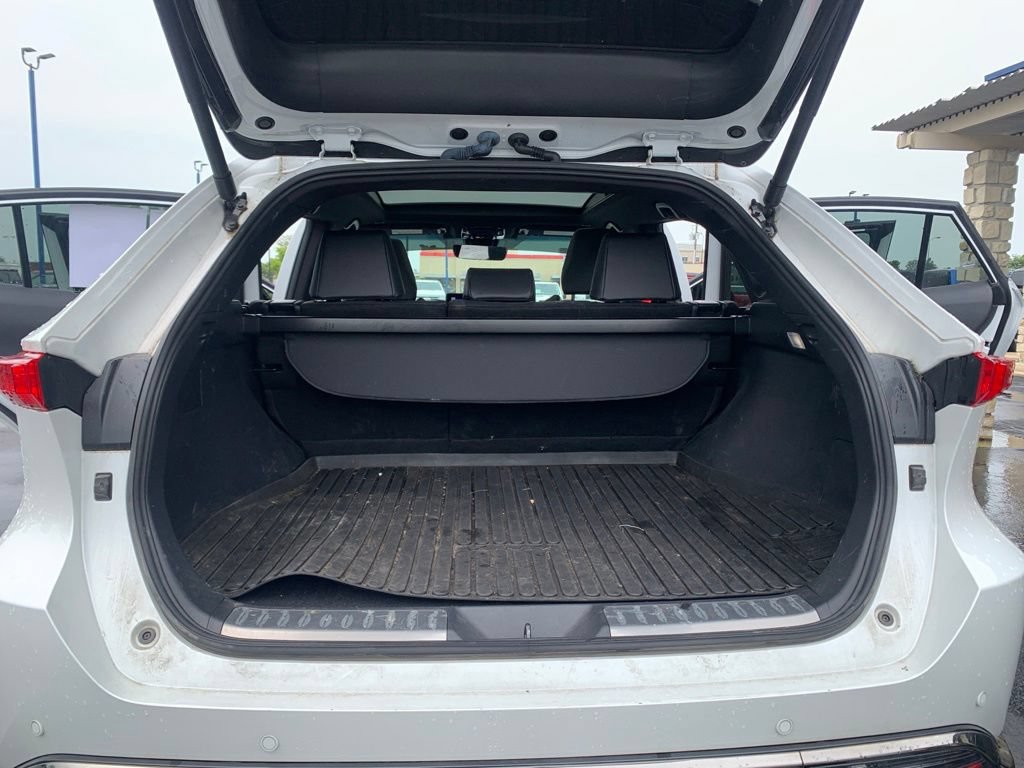 Used 2024 Toyota Venza Nightshade AWD/4WD image 30