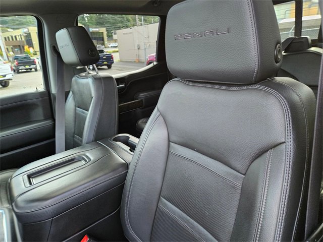 Used 2022 GMC Sierra 1500 Denali w/ Technology Package image 12