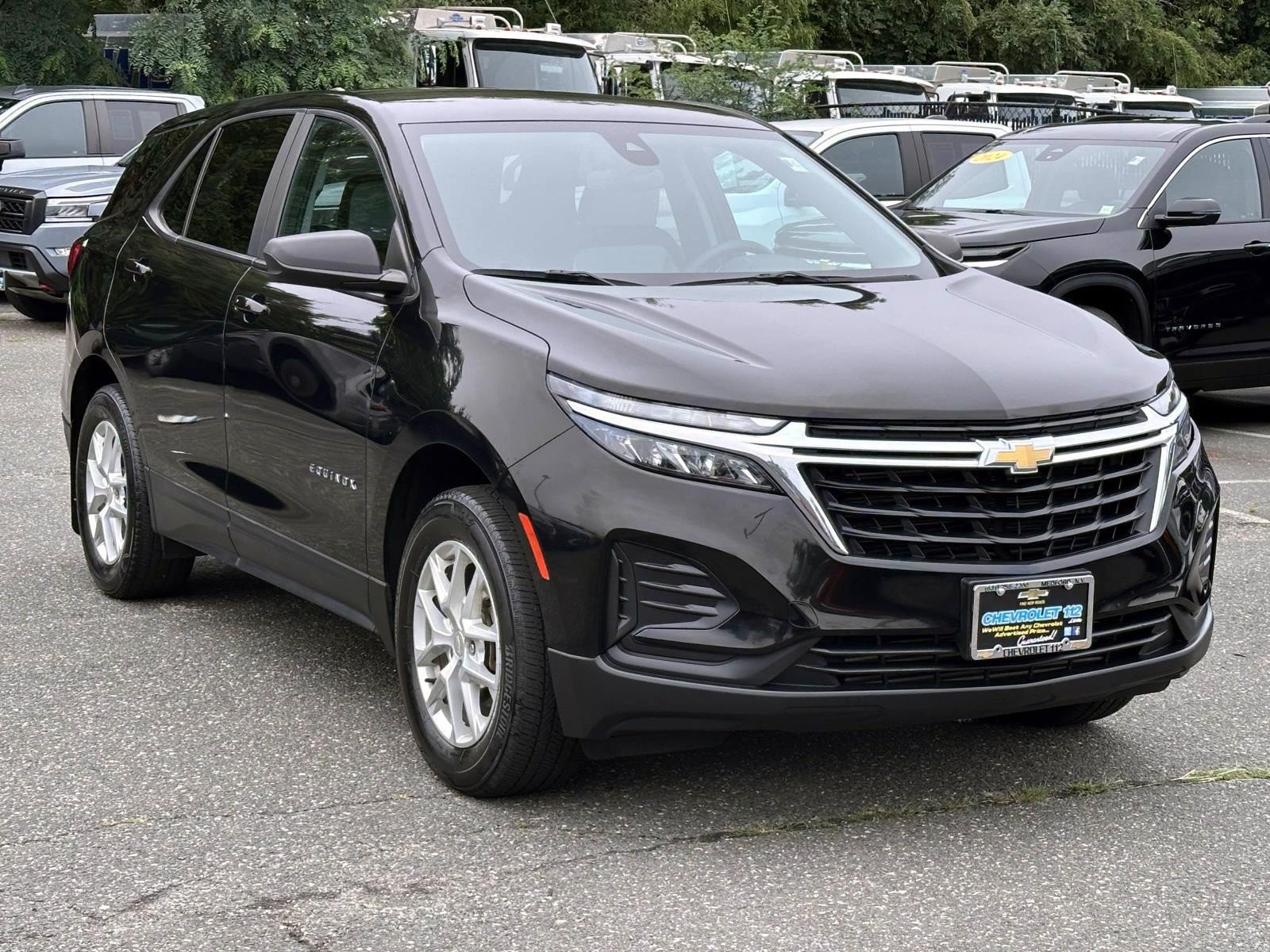 Used 2023 Chevrolet Equinox LS w/ LS Convenience Package AWD/4WD image 5