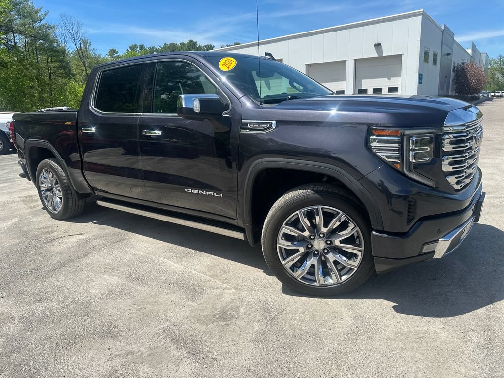Used 2024 GMC Sierra 1500 Denali w/ Denali Reserve Package AWD/4WD image 7