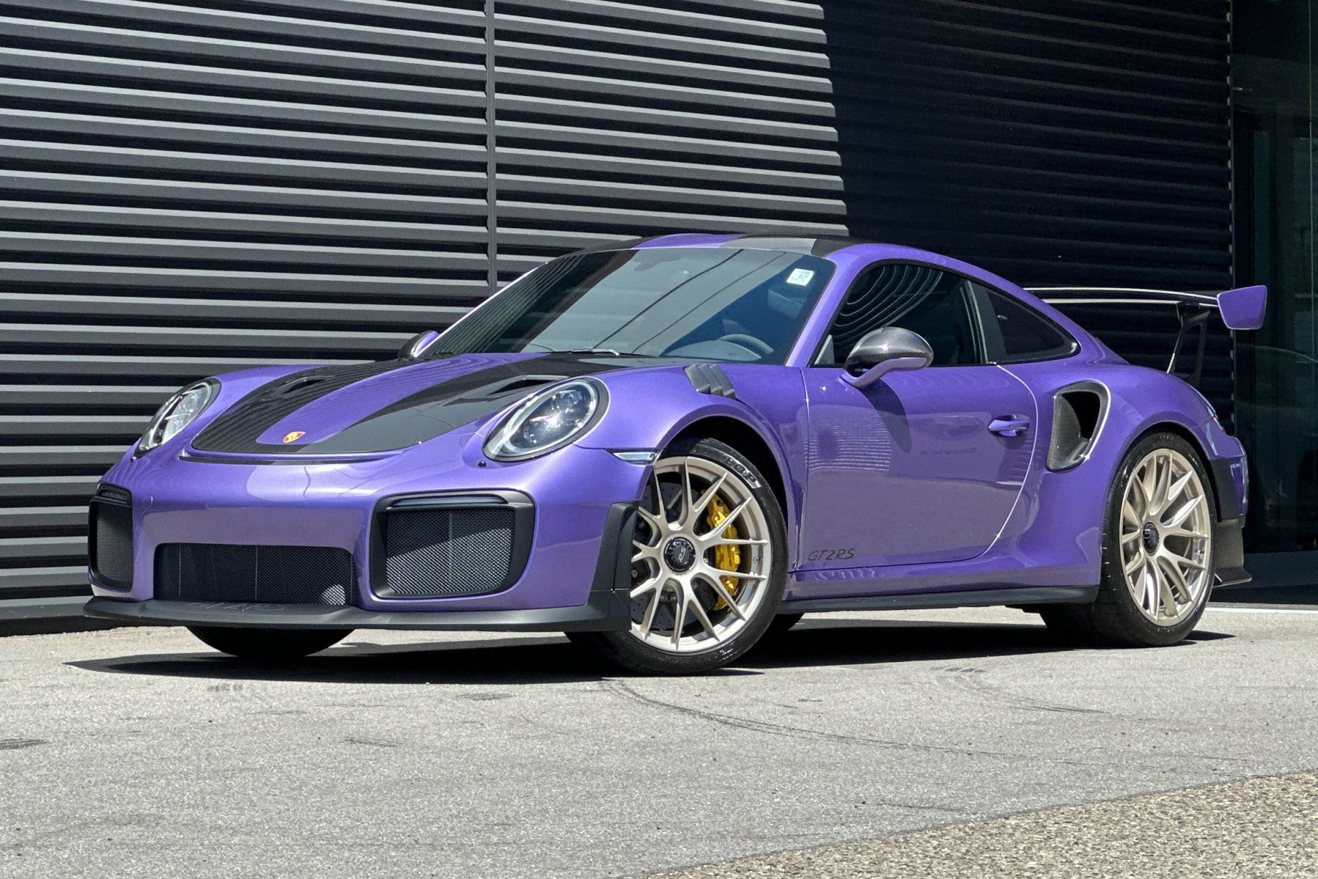Certified 2018 Porsche 911 GT2 RS RWD image 1