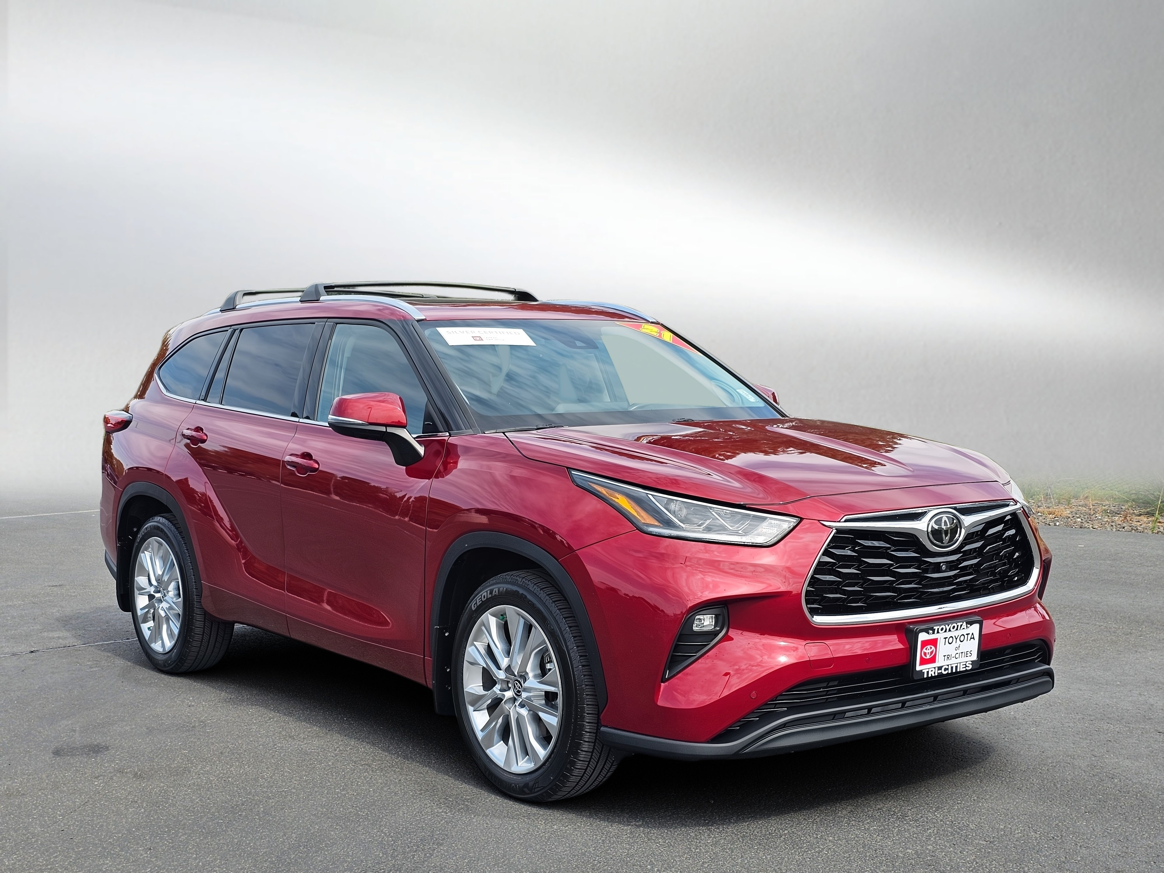 Used 2021 Toyota Highlander Limited AWD/4WD image 6