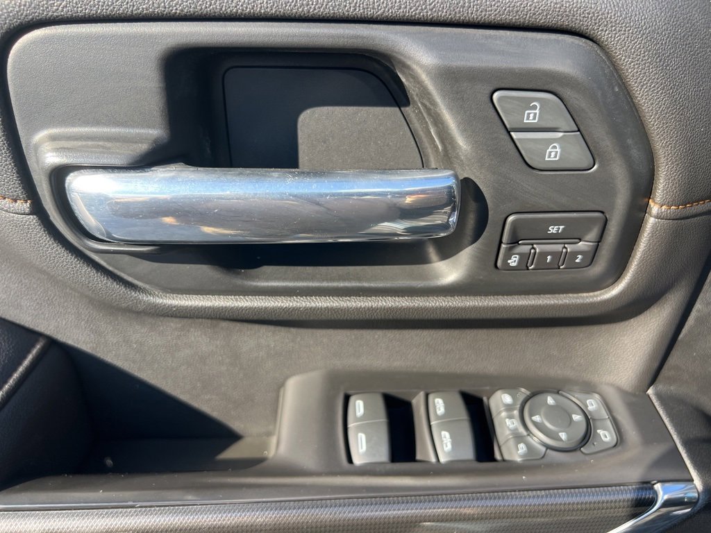 Used 2020 GMC Sierra 2500 AT4 w/ AT4 Premium Package image 32