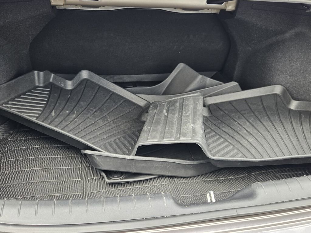 Certified 2024 Hyundai Elantra SEL FWD image 14