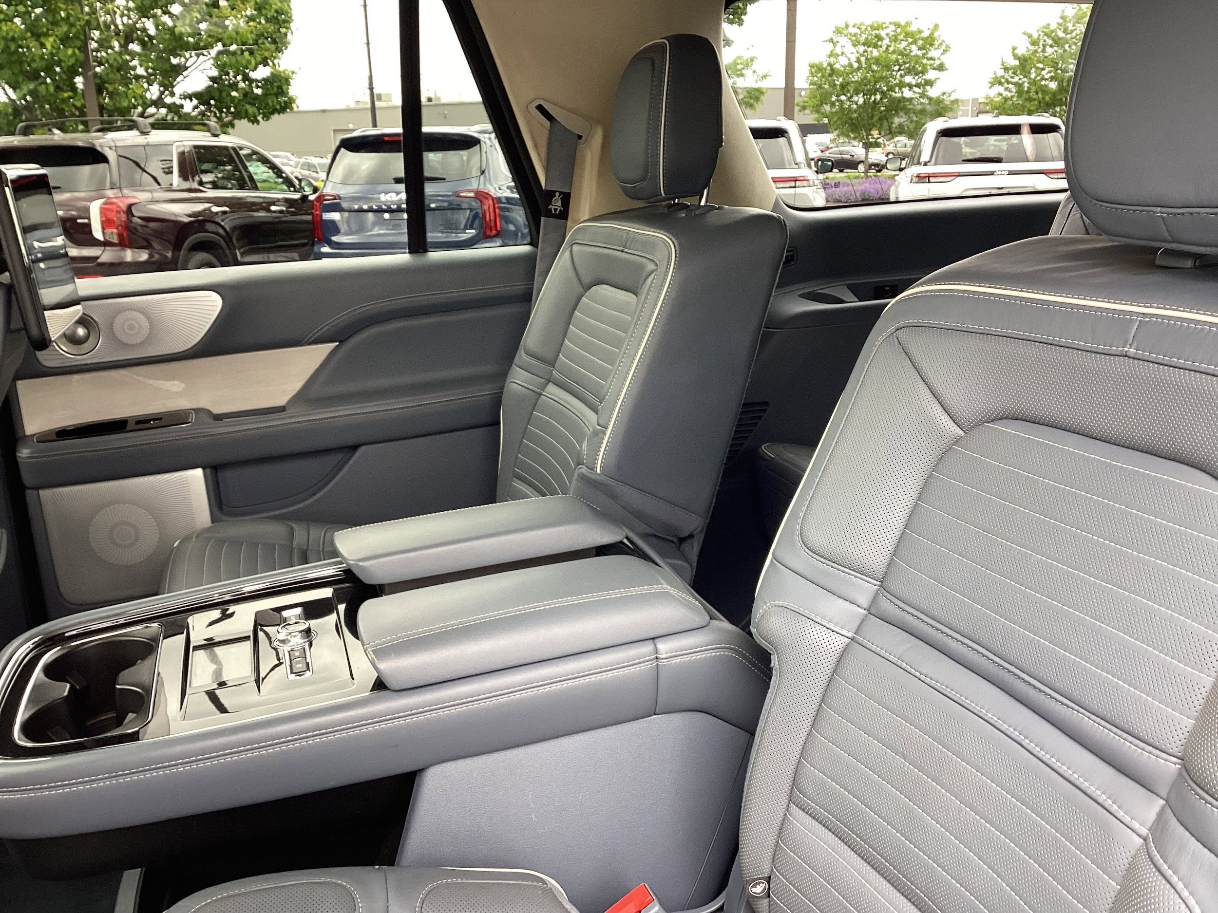 Used 2019 Lincoln Navigator L Black Label AWD/4WD image 14