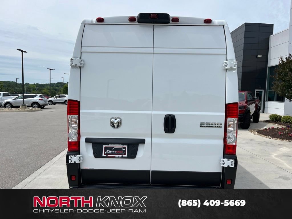 New 2026 RAM ProMaster 2500 w/ Quick Order Package 22G SLT FWD image 12