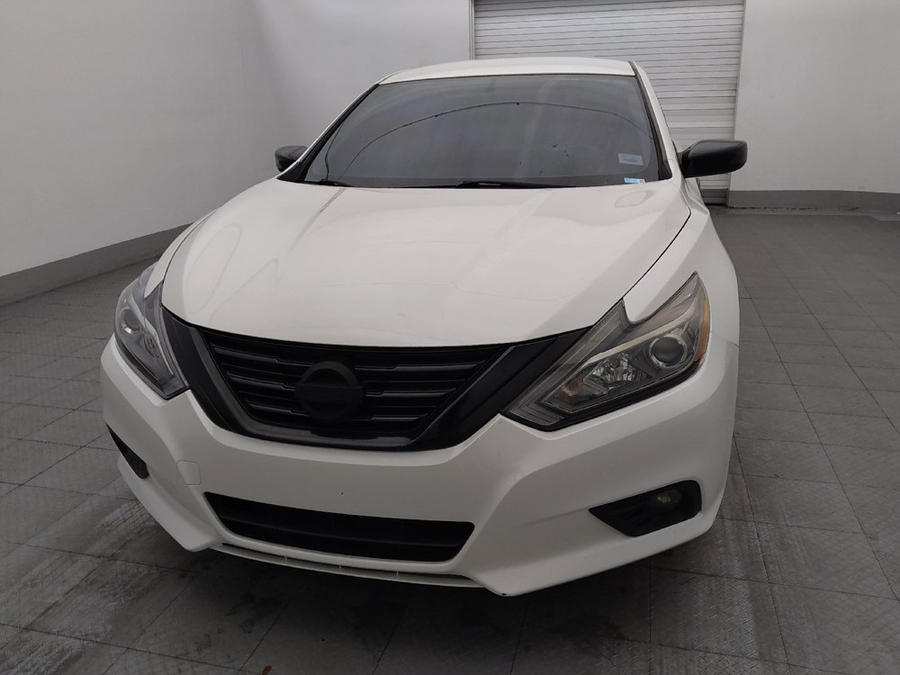 Used 2018 Nissan Altima 2.5 SR w/ SR Midnight Edition FWD image 15