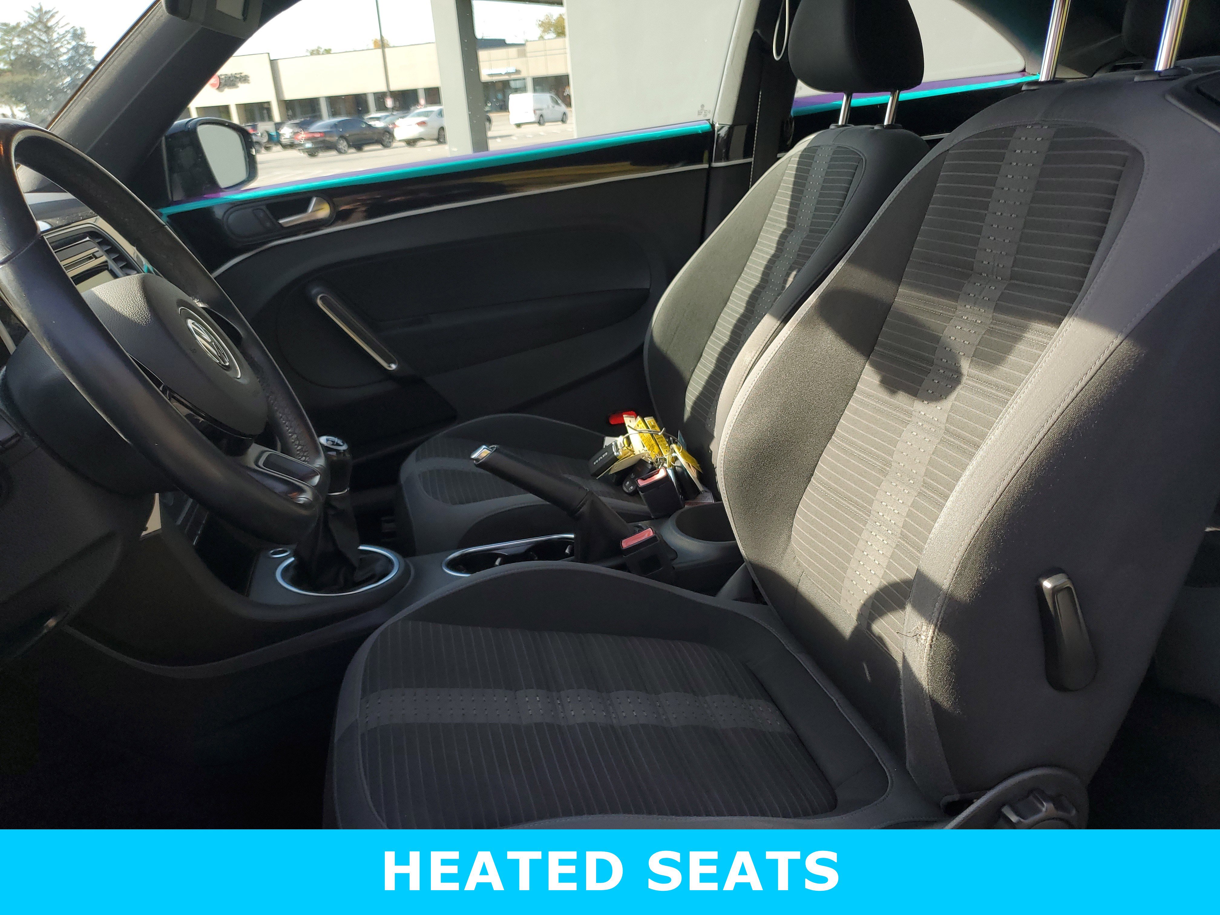 Used 2012 Volkswagen Beetle 2.0T image 24