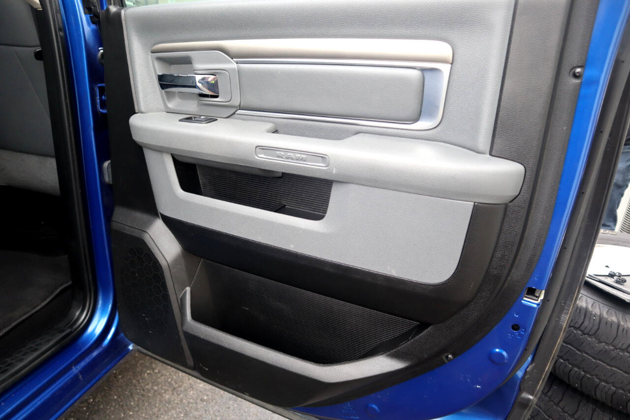 Used 2019 RAM 1500 Classic SLT image 41