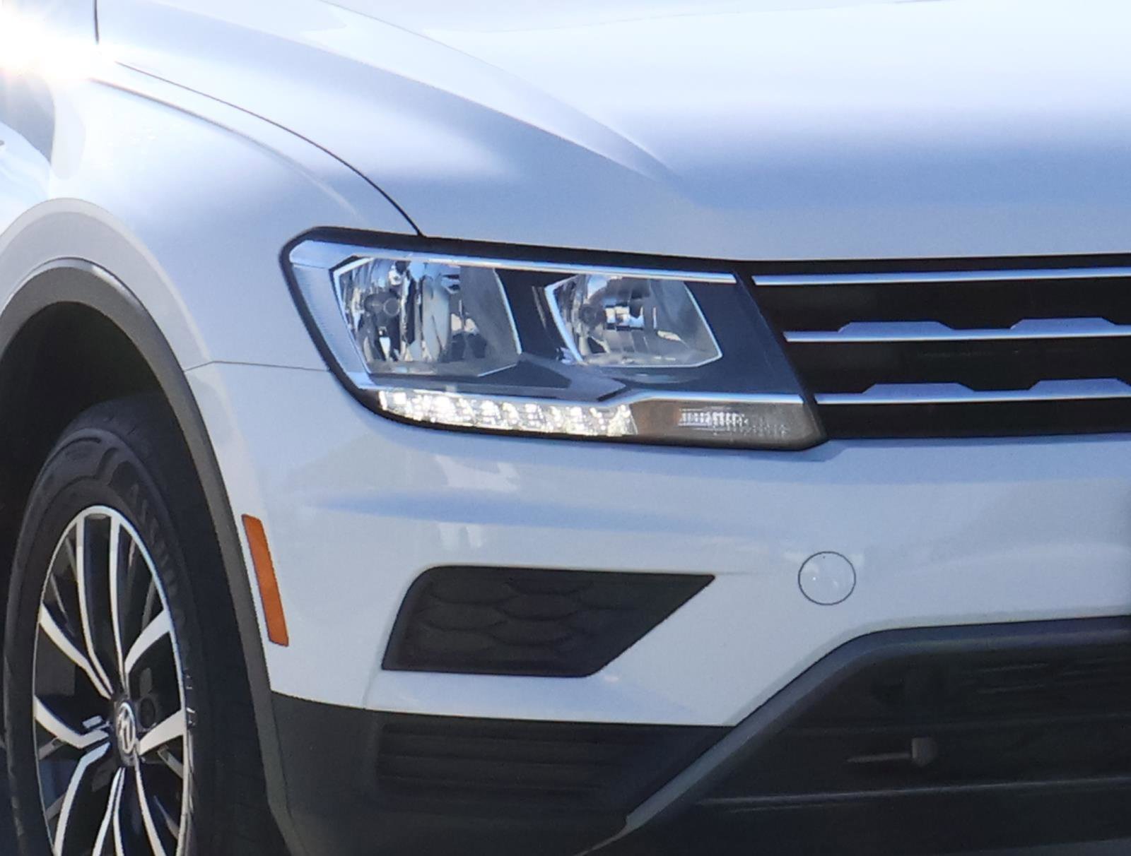 Used 2020 Volkswagen Tiguan SE image 7