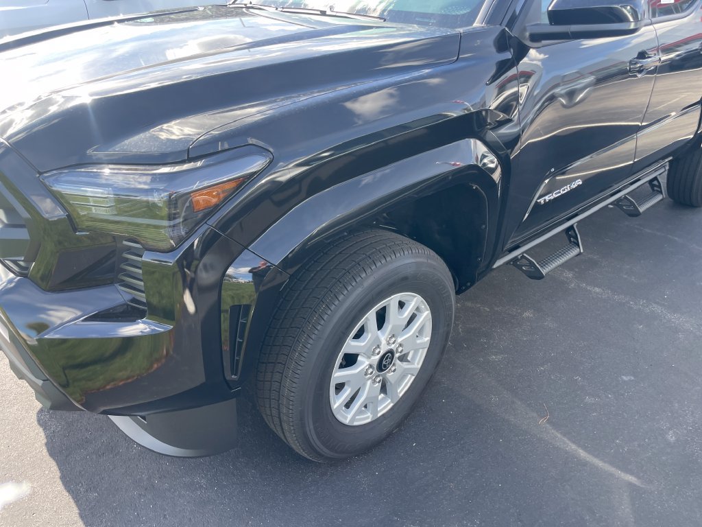 New 2026 Toyota Tacoma SR5 AWD/4WD image 2
