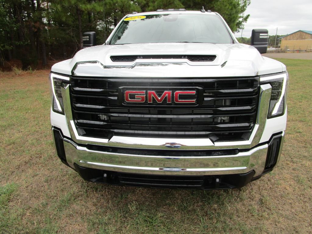 New 2026 GMC Sierra 3500 Pro w/ Convenience Package image 4