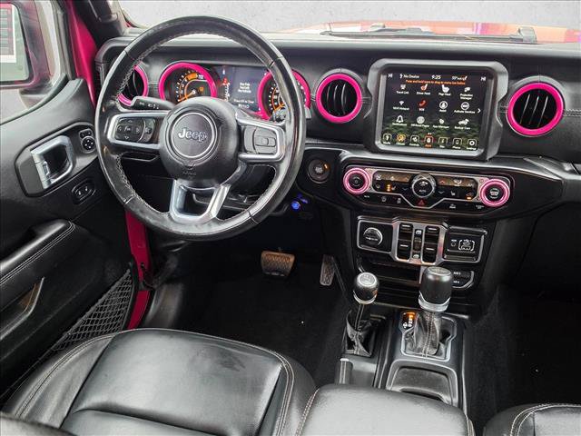 Used 2022 Jeep Wrangler Unlimited Sahara w/ LED Lighting Group AWD/4WD image 18