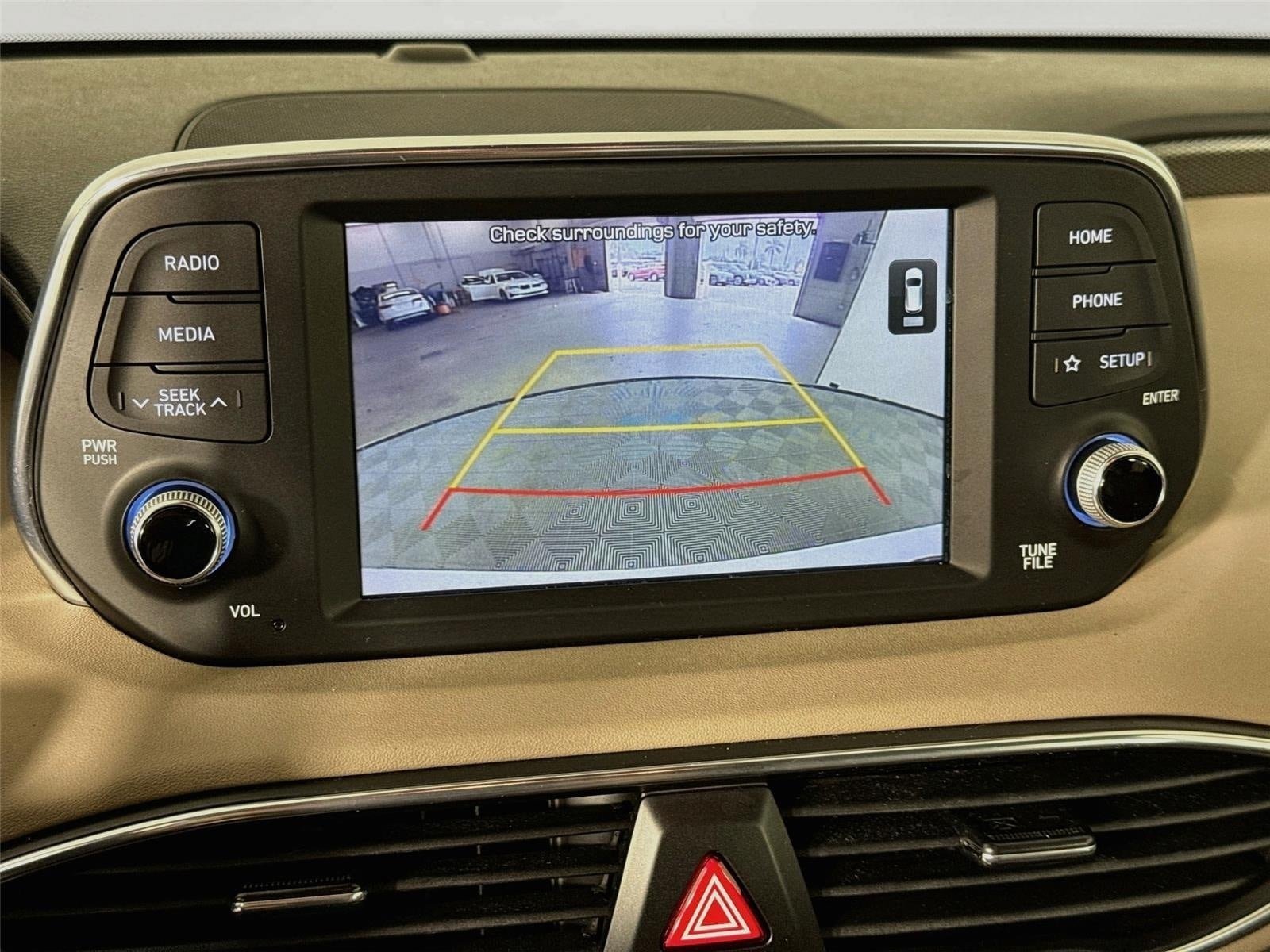 Used 2020 Hyundai Santa Fe SE FWD image 15