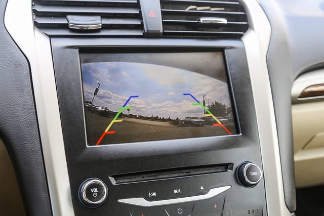 Used 2014 Ford Fusion Energi SE FWD image 27