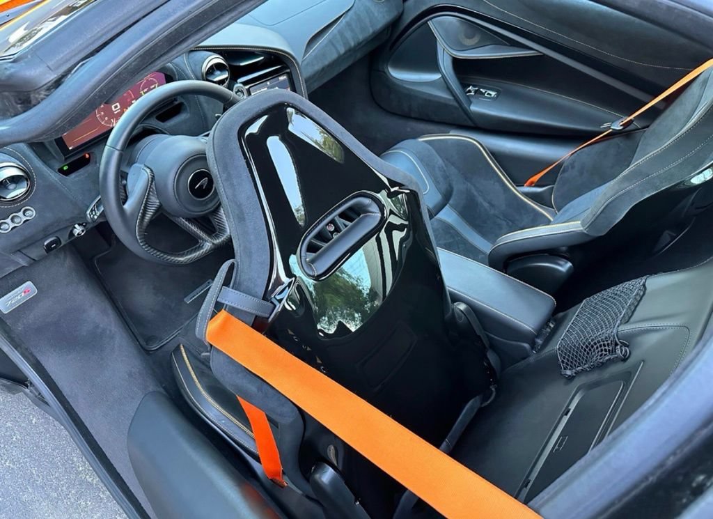 Used 2021 McLaren 720S Performance RWD image 20
